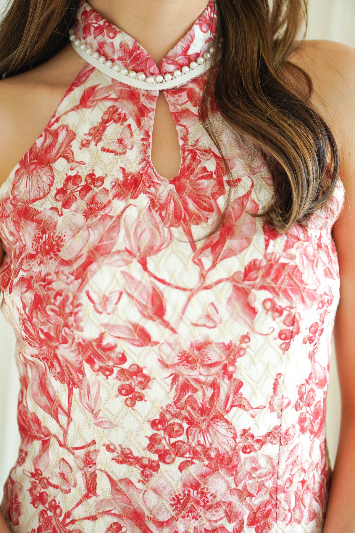 Reora Mini Pearls Halter Neck Floral Cheongsam in Red and Cream