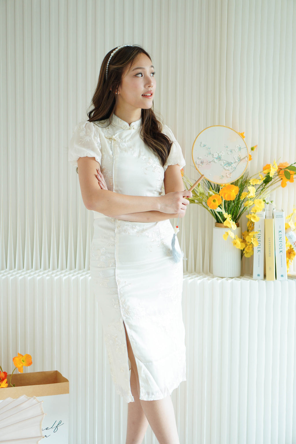 (PREMIUM) Yu Xi Floral Embroidery Mesh Cheongsam in Cream
