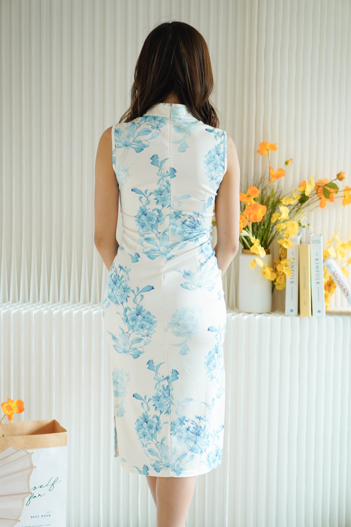 Lan Xin High Neck Floral Maxi Cheongsam in Blue and White