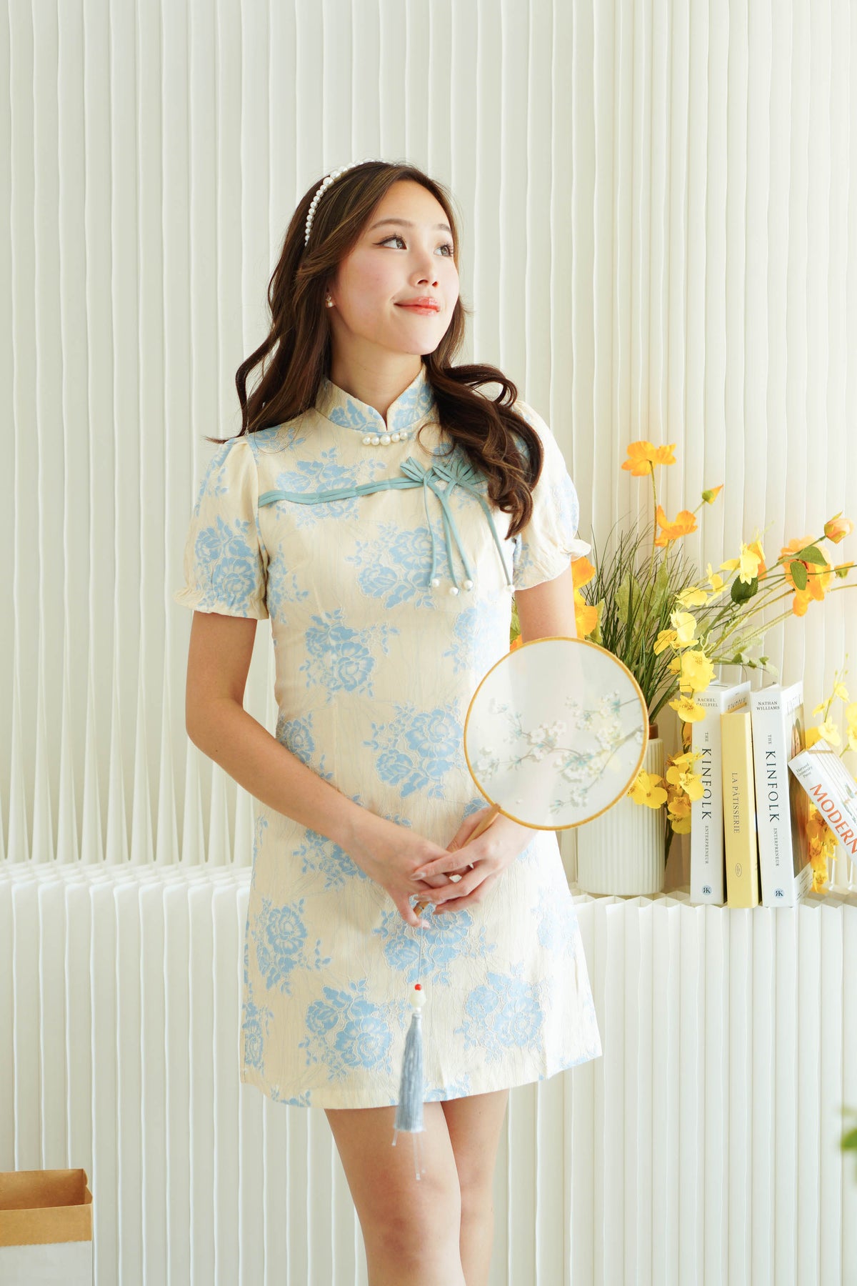 Yi Lan Short Cheongsam in Cream with Blue Knot