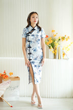 Chu Yao Short Sleeves Floral Maxi Cheongsam in Blue with Black Lining