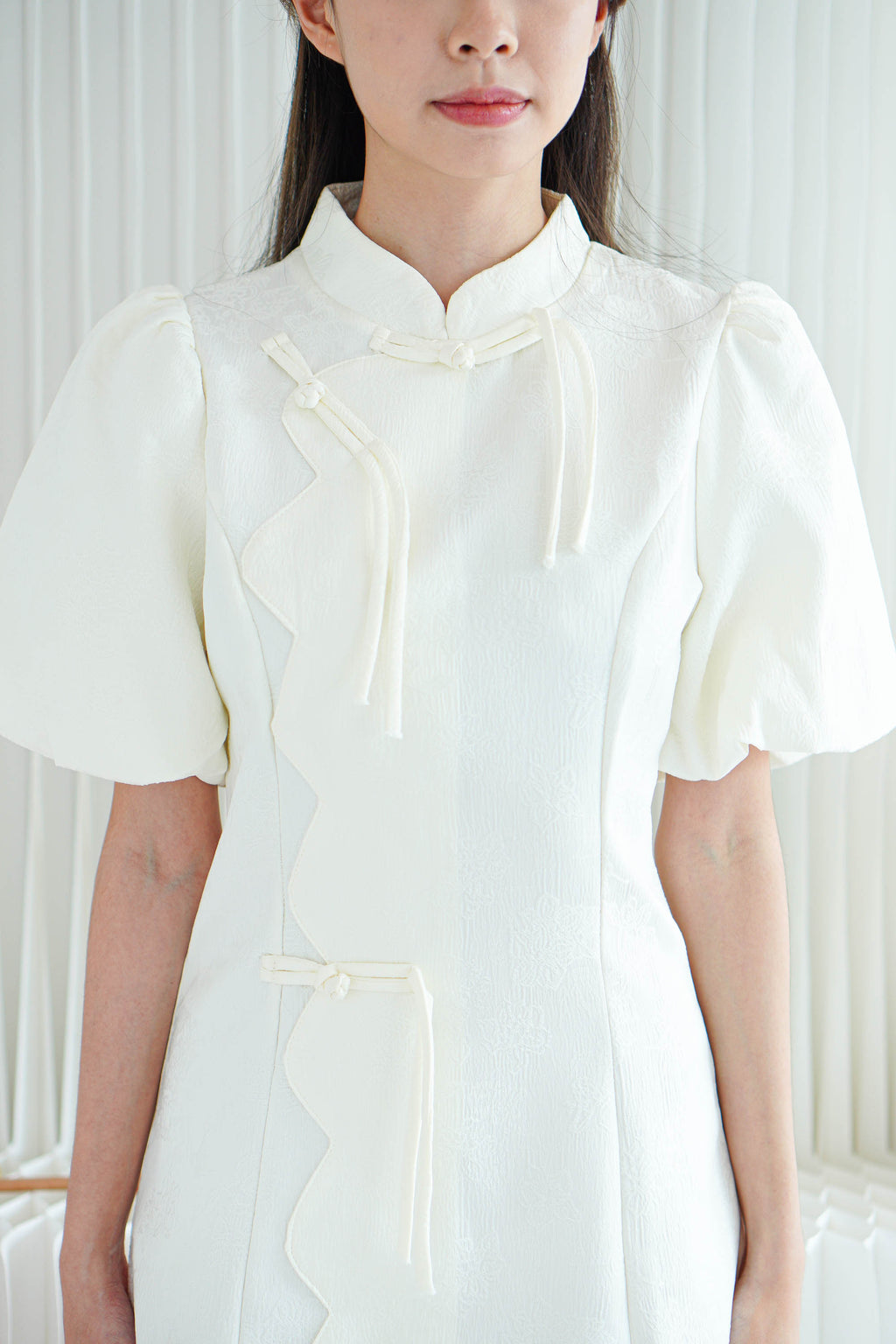 (Premium) Qing Yu Puffy Sleeves Short Cheongsam in Cream