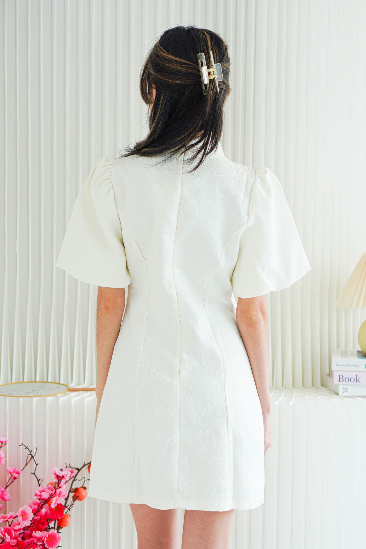 (Premium) Qing Yu Puffy Sleeves Short Cheongsam in Cream