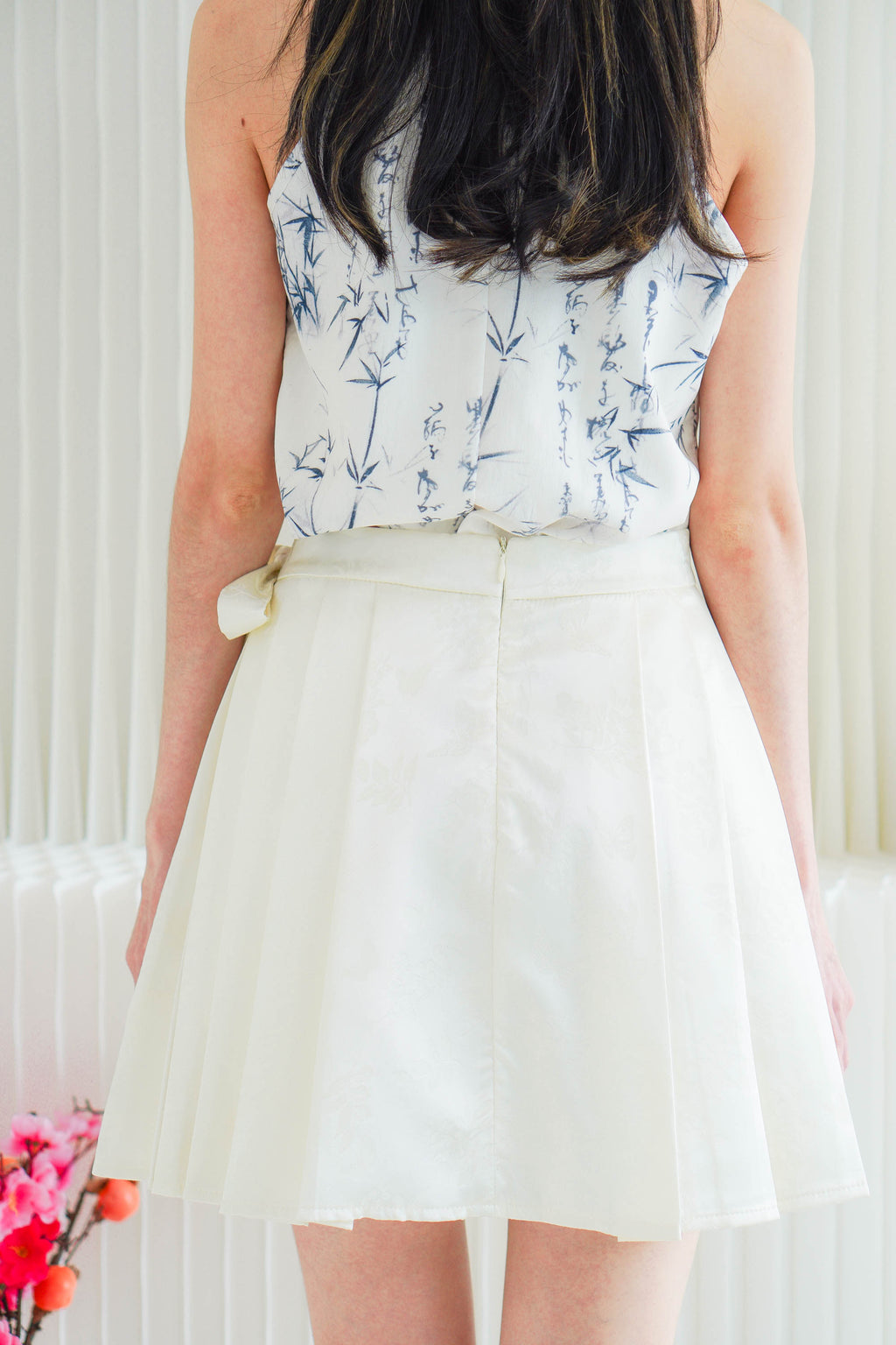 Ni Chen Pleated Short Cheongsam Skirt in Cream