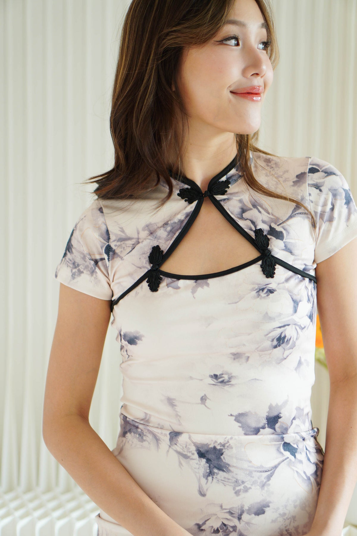 Hui Yan Short Sleeves Floral Maxi Cheongsam with Black Knot in Cream Grey