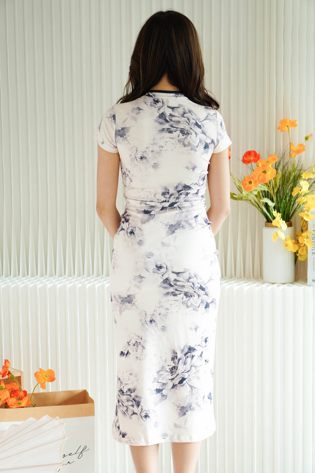 Hui Yan Short Sleeves Floral Maxi Cheongsam with Black Knot in Cream Grey