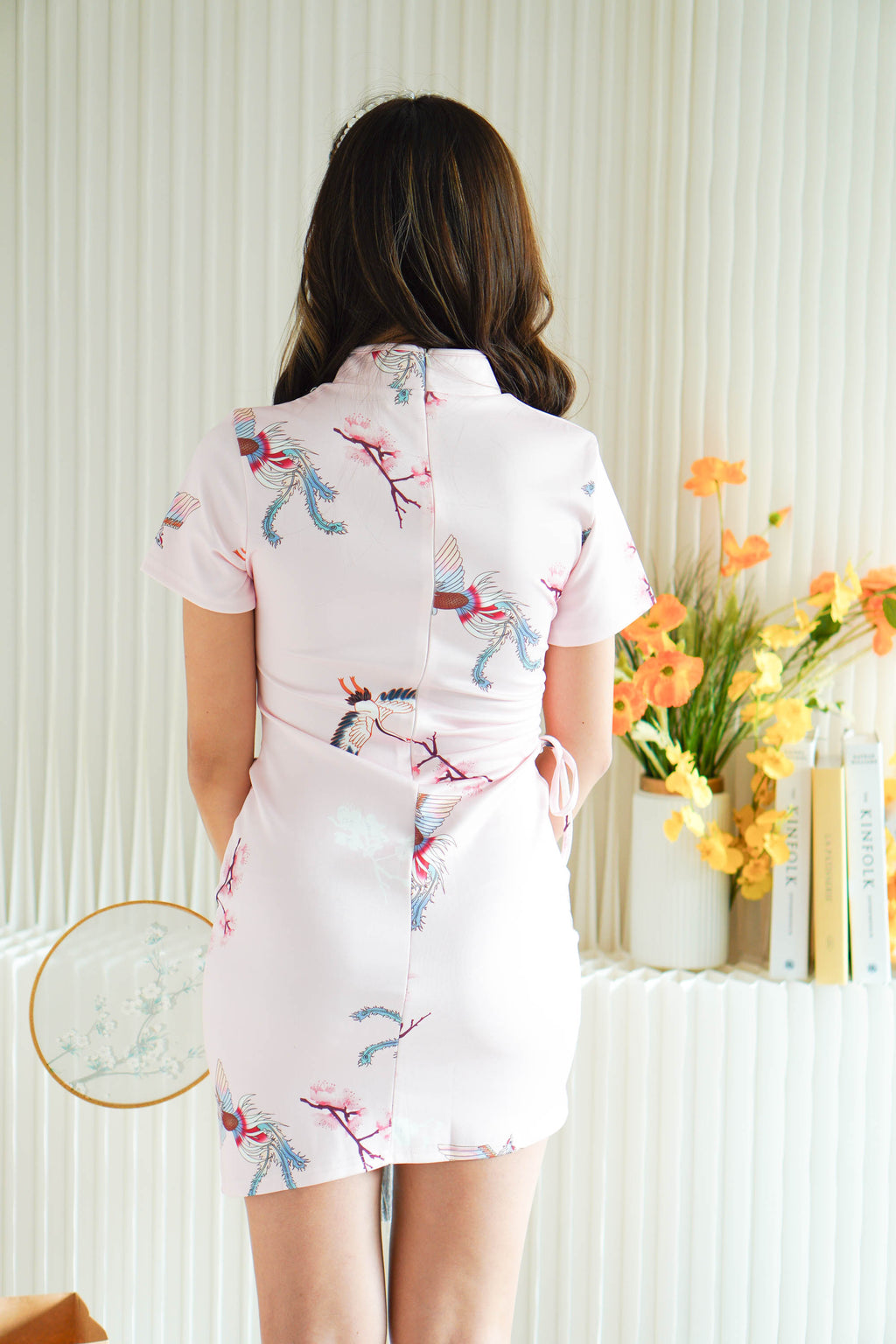 Yao Xin Short Sleeves Floral Short Ruched Cheongsam in Light Pink