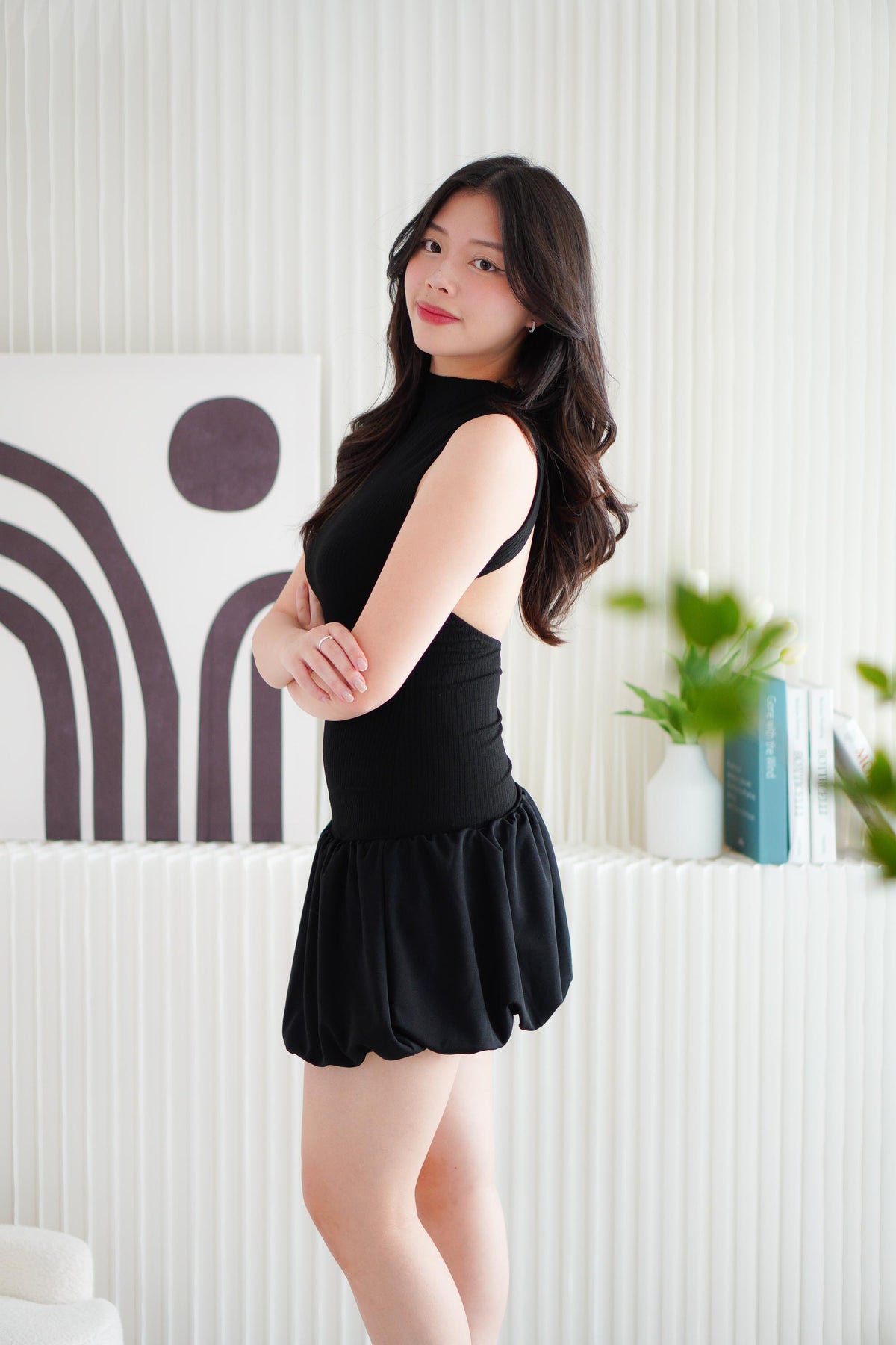 Lila Vogue High Neck Drop Waist Bubble Dress in Black