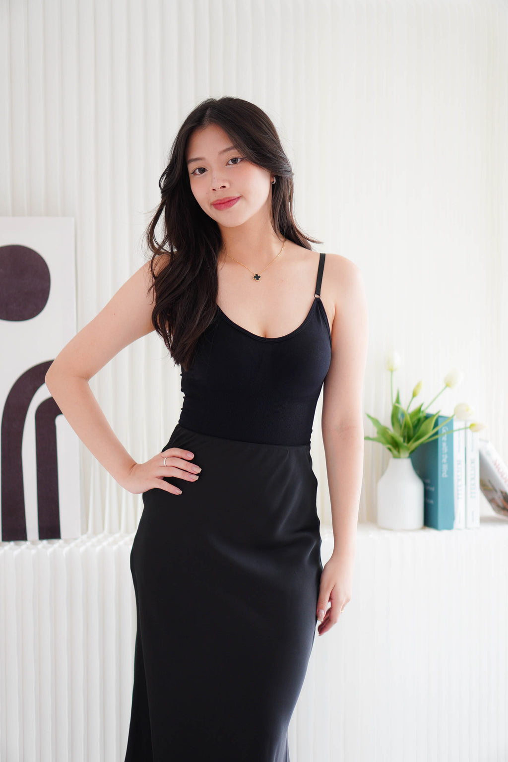 Ultrastretch Shaping Bodysuit in Black