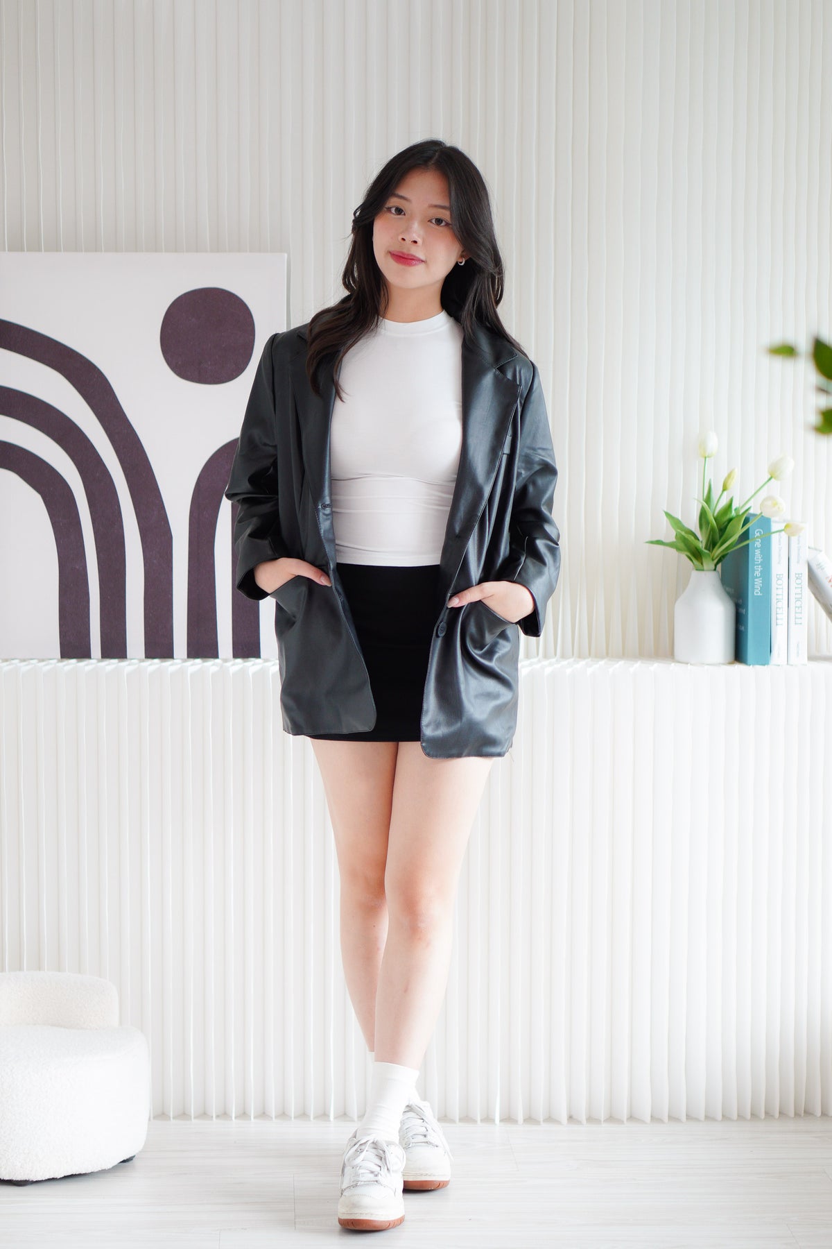 Nello Basic Round Neck Top in White