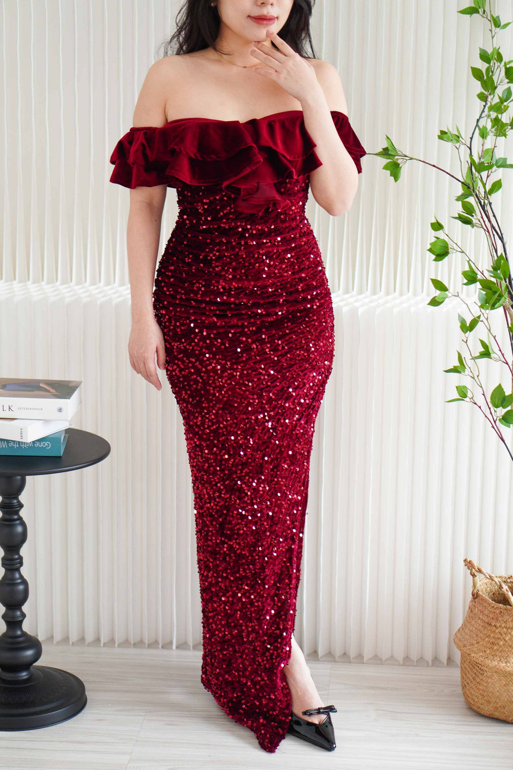 Queen Scarlet Off Shoulder Velvet Sequin Maxi Dress with Slit in Maroon