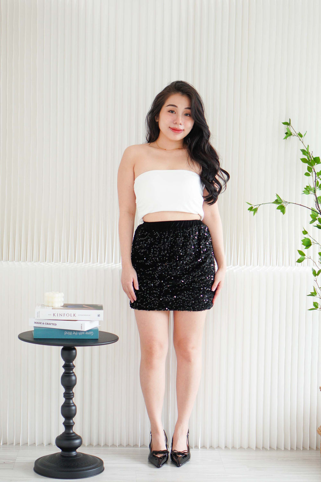 Lumisa Sequin Bodycon Mini Skirt in Black