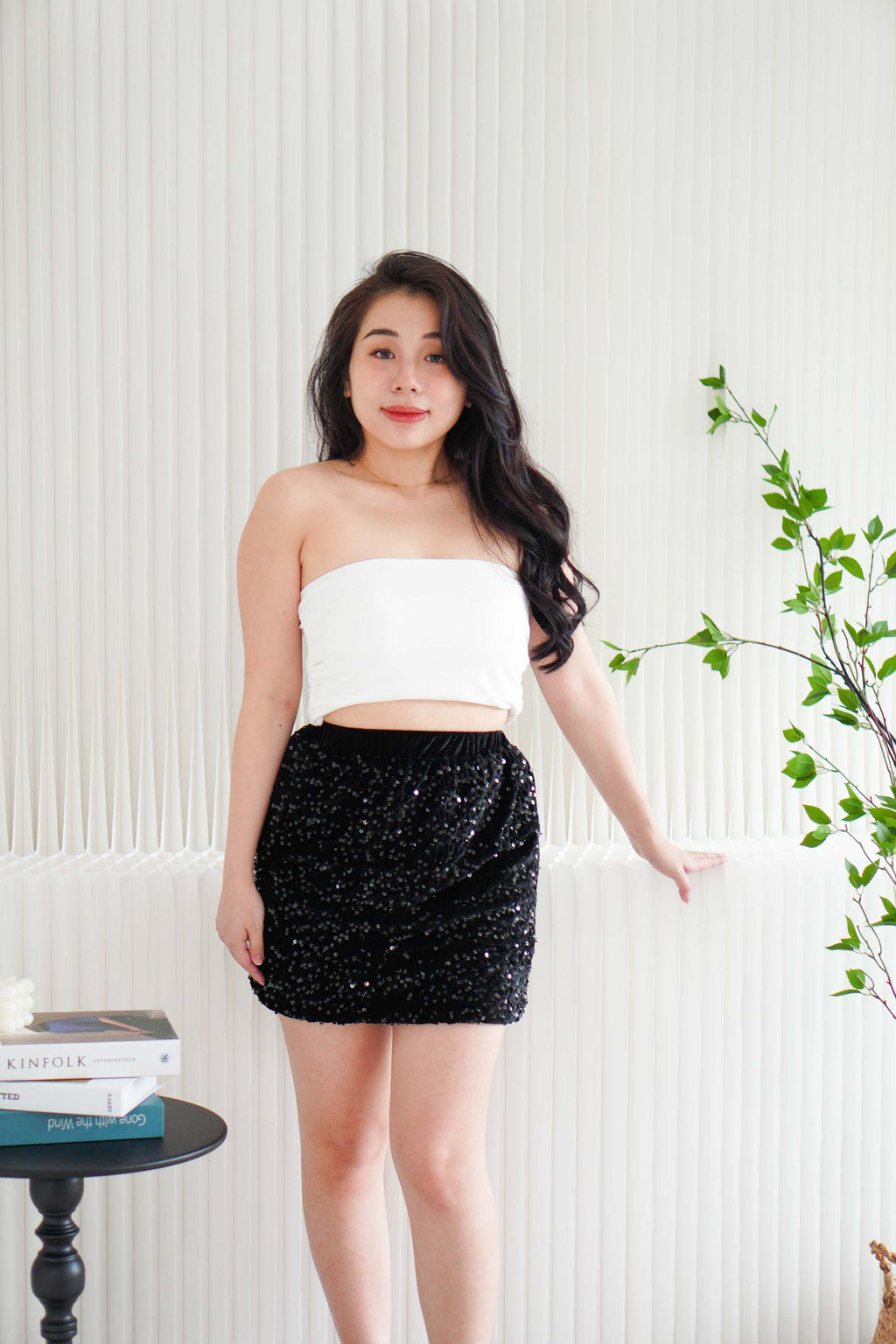 Lumisa Sequin Bodycon Mini Skirt in Black