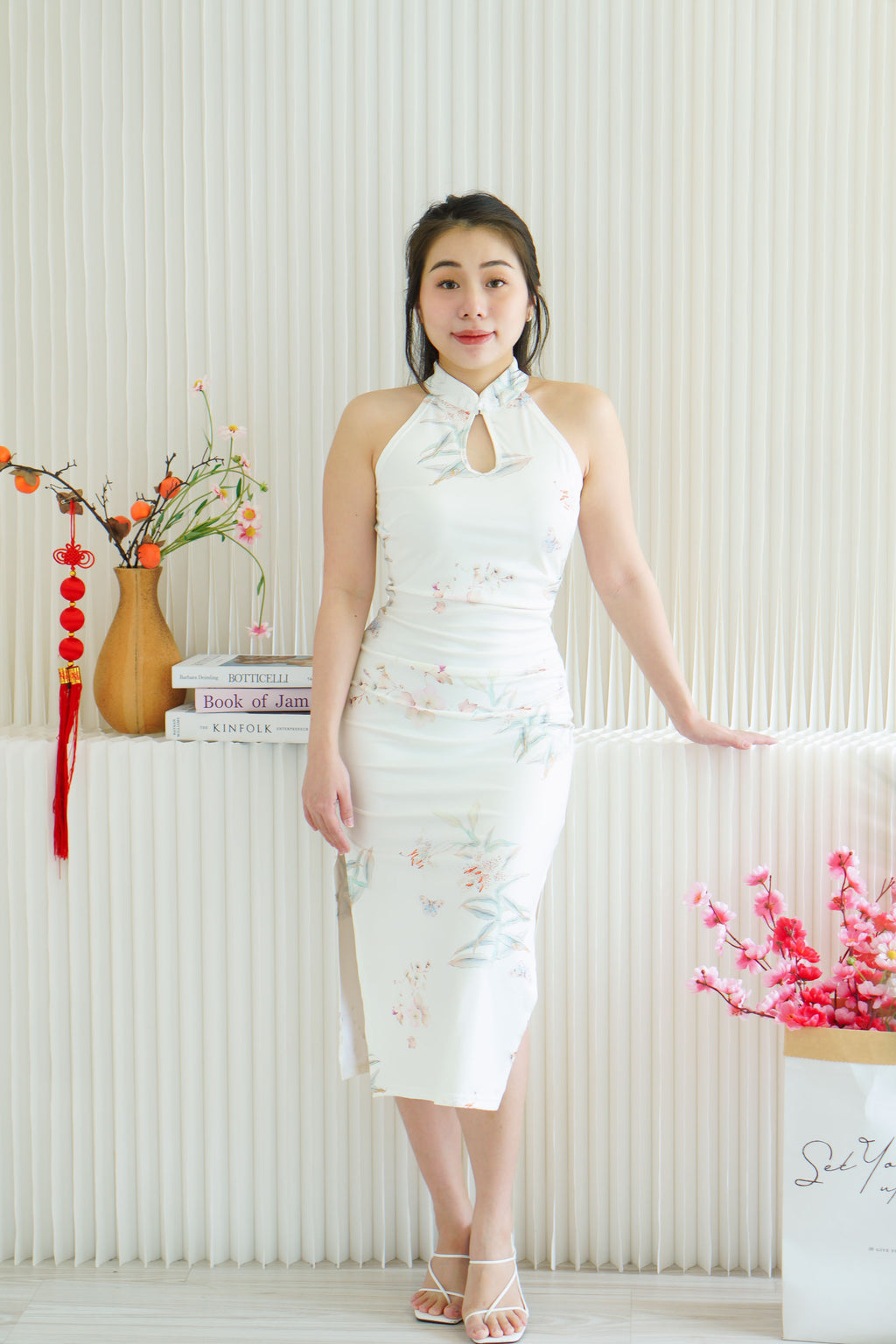 Fei Er Long Halter Neck Floral Cheongsam in White