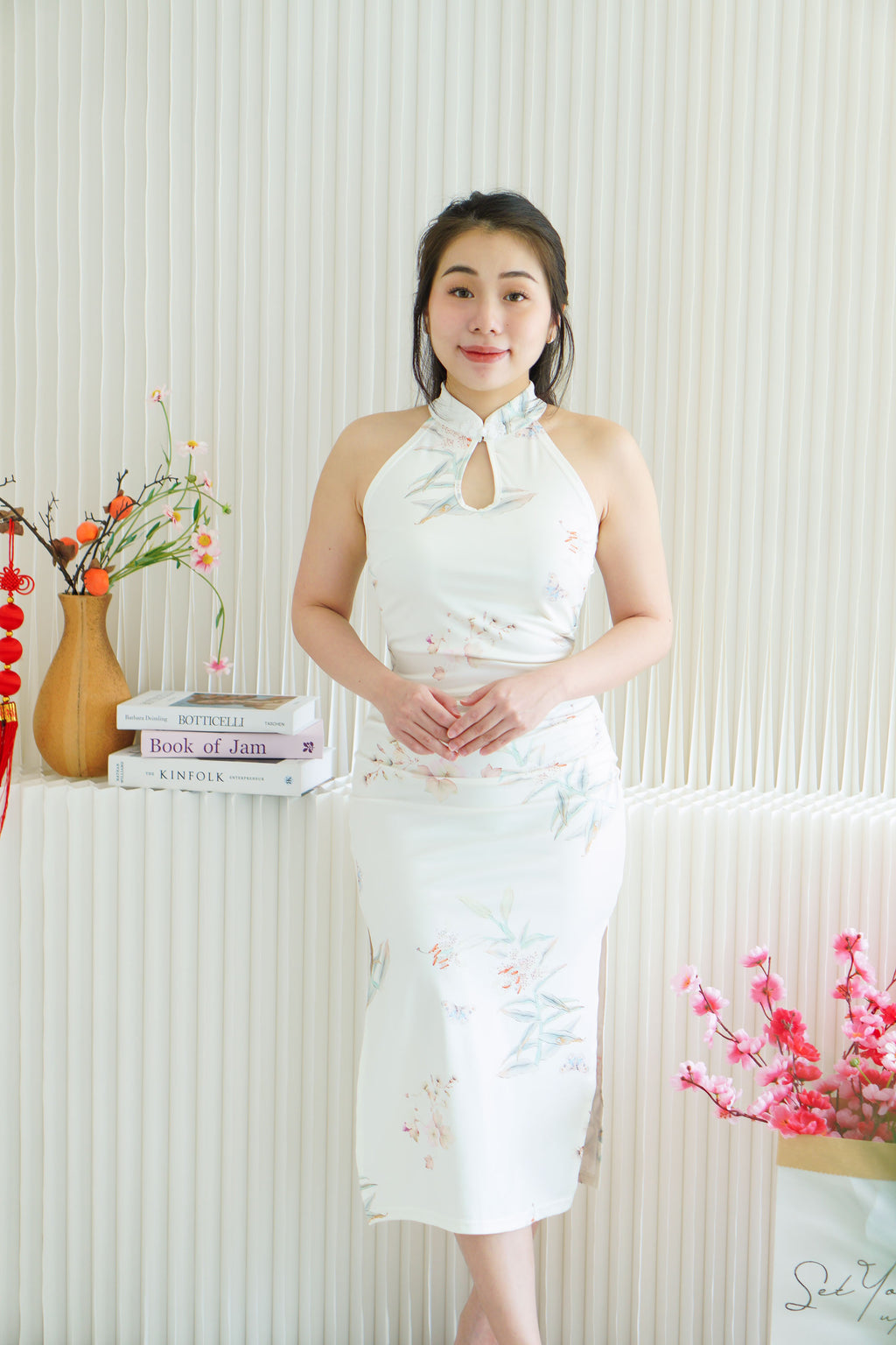 Fei Er Long Halter Neck Floral Cheongsam in White
