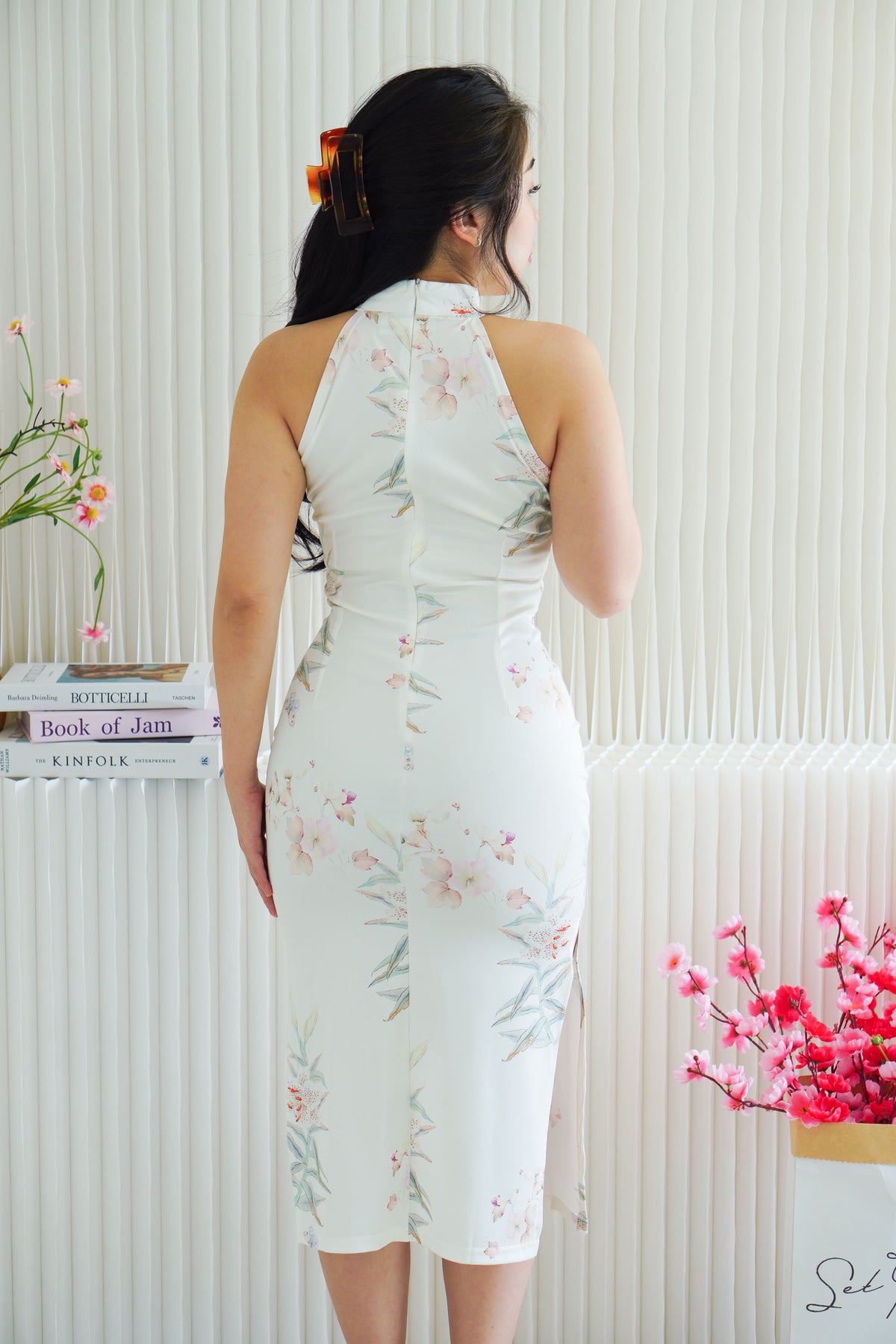 Fei Er Long Halter Neck Floral Cheongsam in White