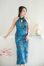 Que Long Halter Neck Floral Cheongsam in Dark Blue