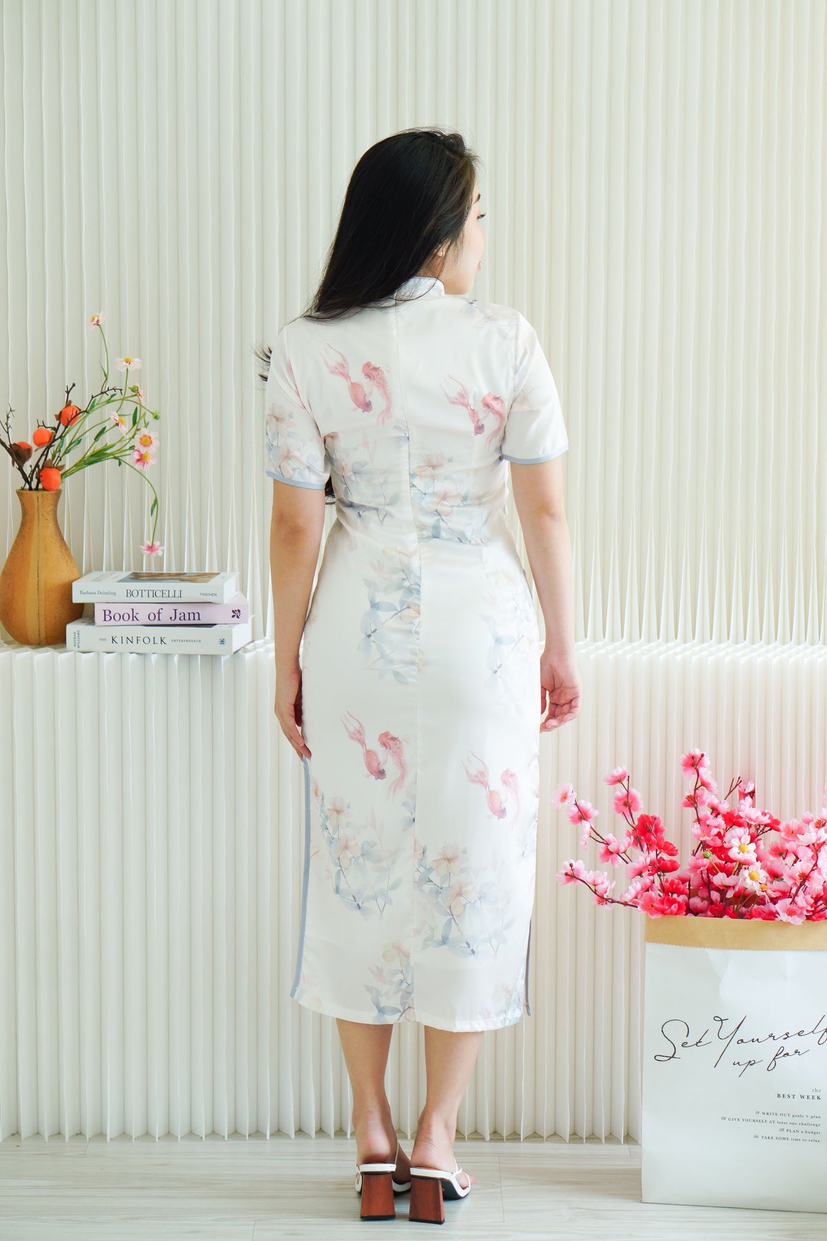 Xia Yun Long Floral Satin Cheongsam with Short Sleeves in White