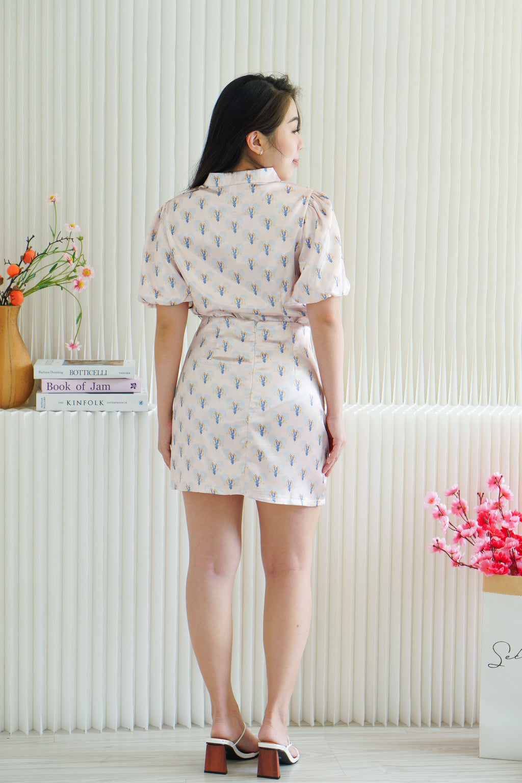 Hua Shu Printed 2 Piece Satin Cheongsam Skirt Set in Cream
