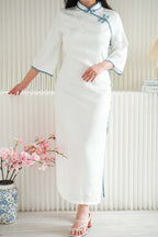 Ri Lan Mid Sleeves Maxi Cheongsam in White with Blue Lining