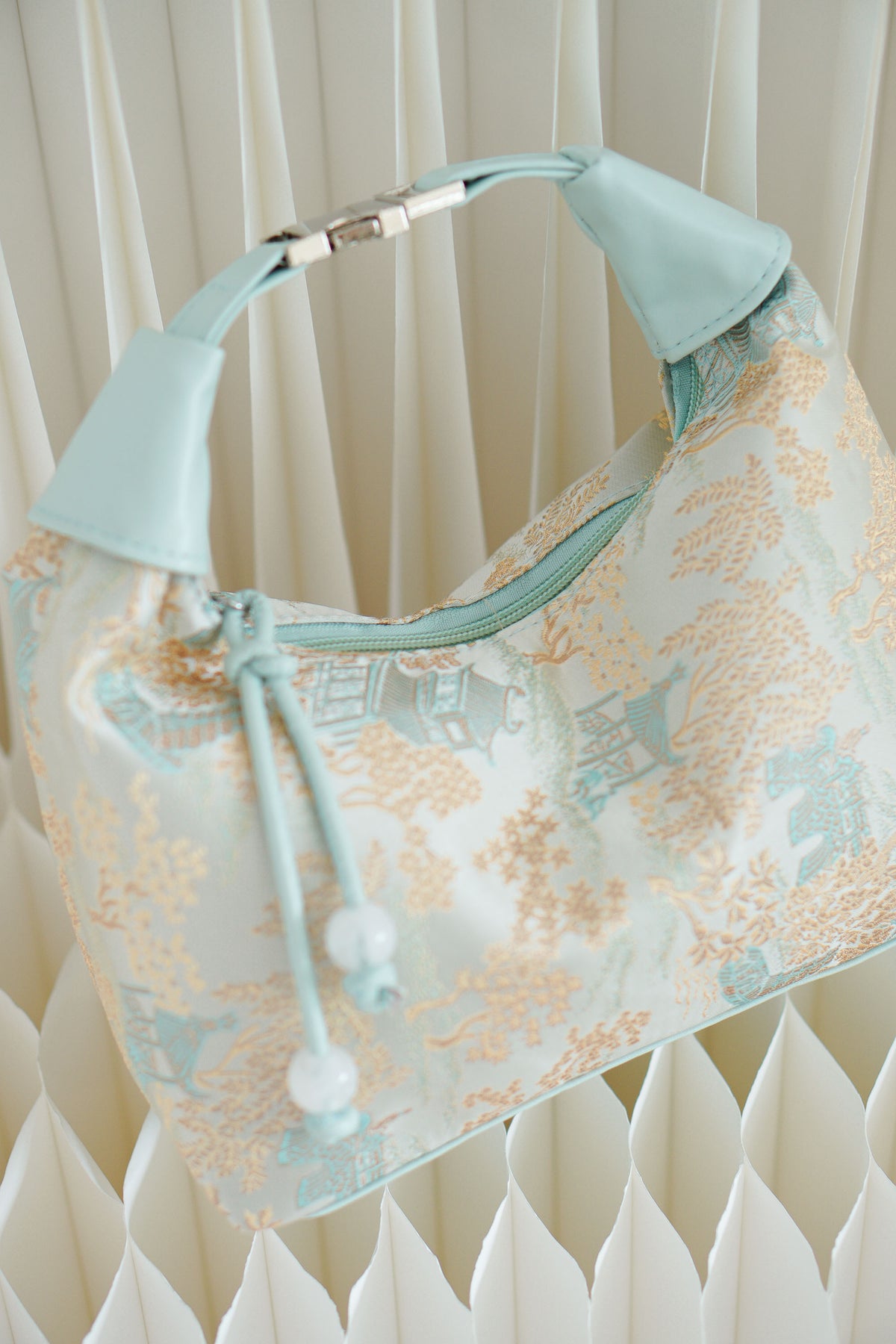 (BACKORDER) Qiu Short Handle Bag in Blue