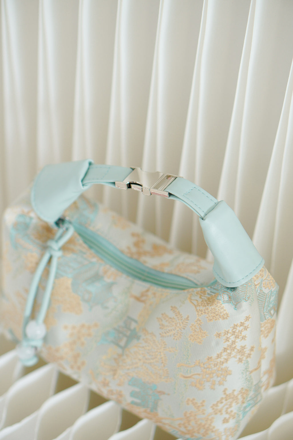 (BACKORDER) Qiu Short Handle Bag in Blue