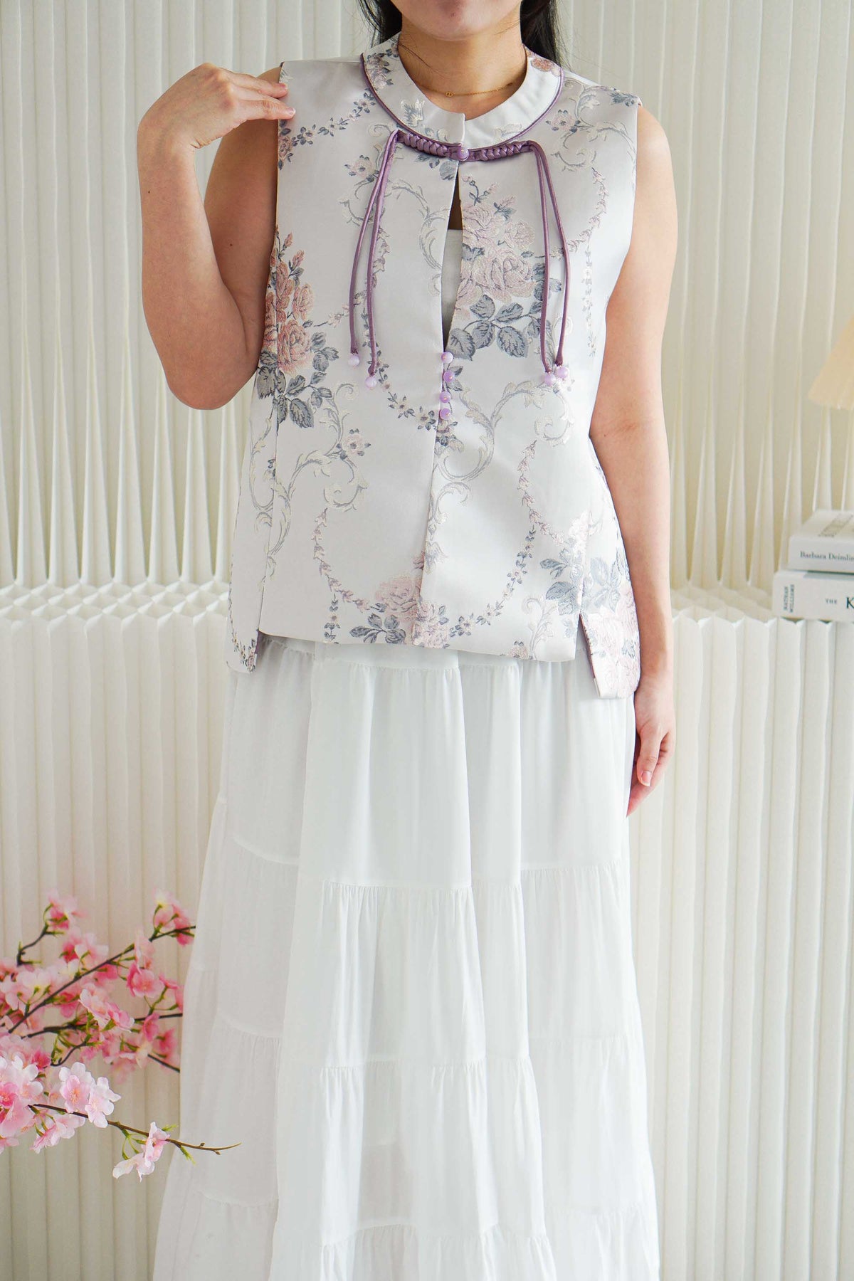 Zi Xia Sleeveless Cheongsam Top in Purple