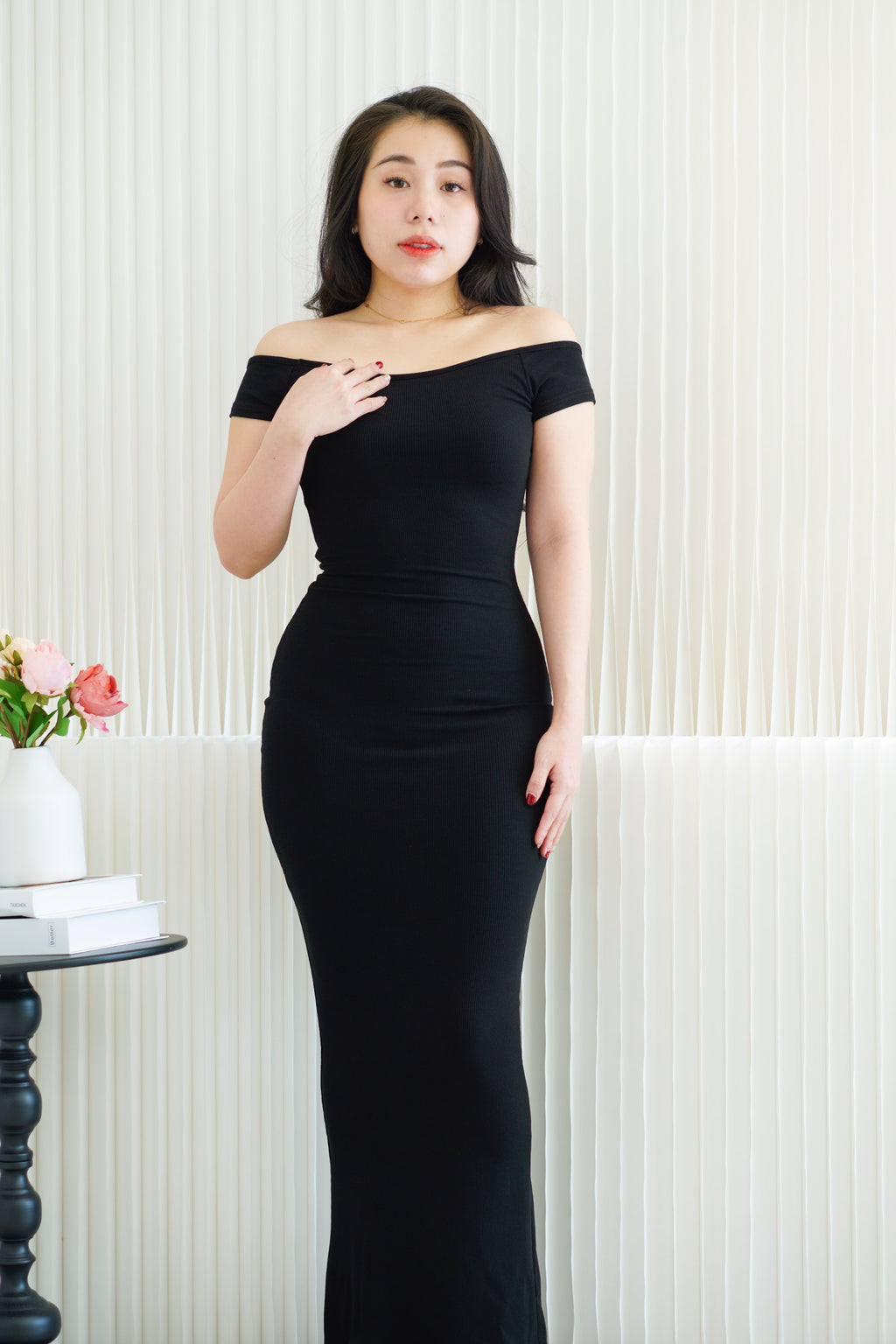 Lucienne Basic Maxi Bodycon Dress in Black