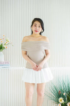 (BACKORDER) Ruelle Off Shoulder Top in Khaki