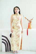 Jing Traditional Halter Cheongsam in Gold