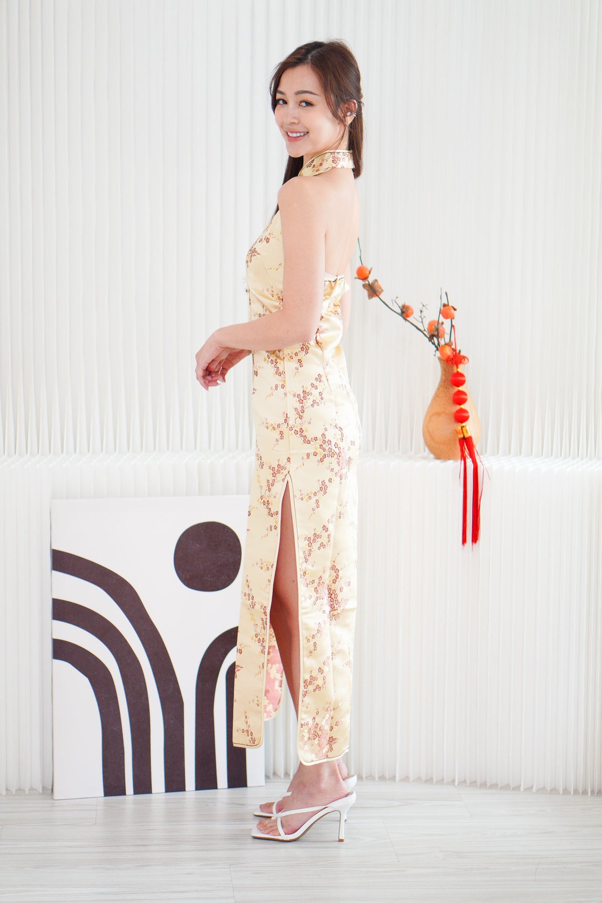 Jing Traditional Halter Cheongsam in Gold