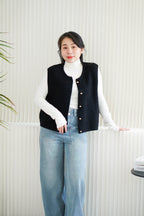 Vaila Round Neck Knit Vest Top in Black