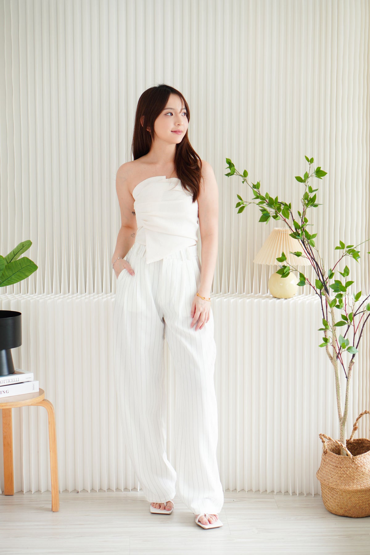 Dika Wide Legged Pinstripes Pants in White