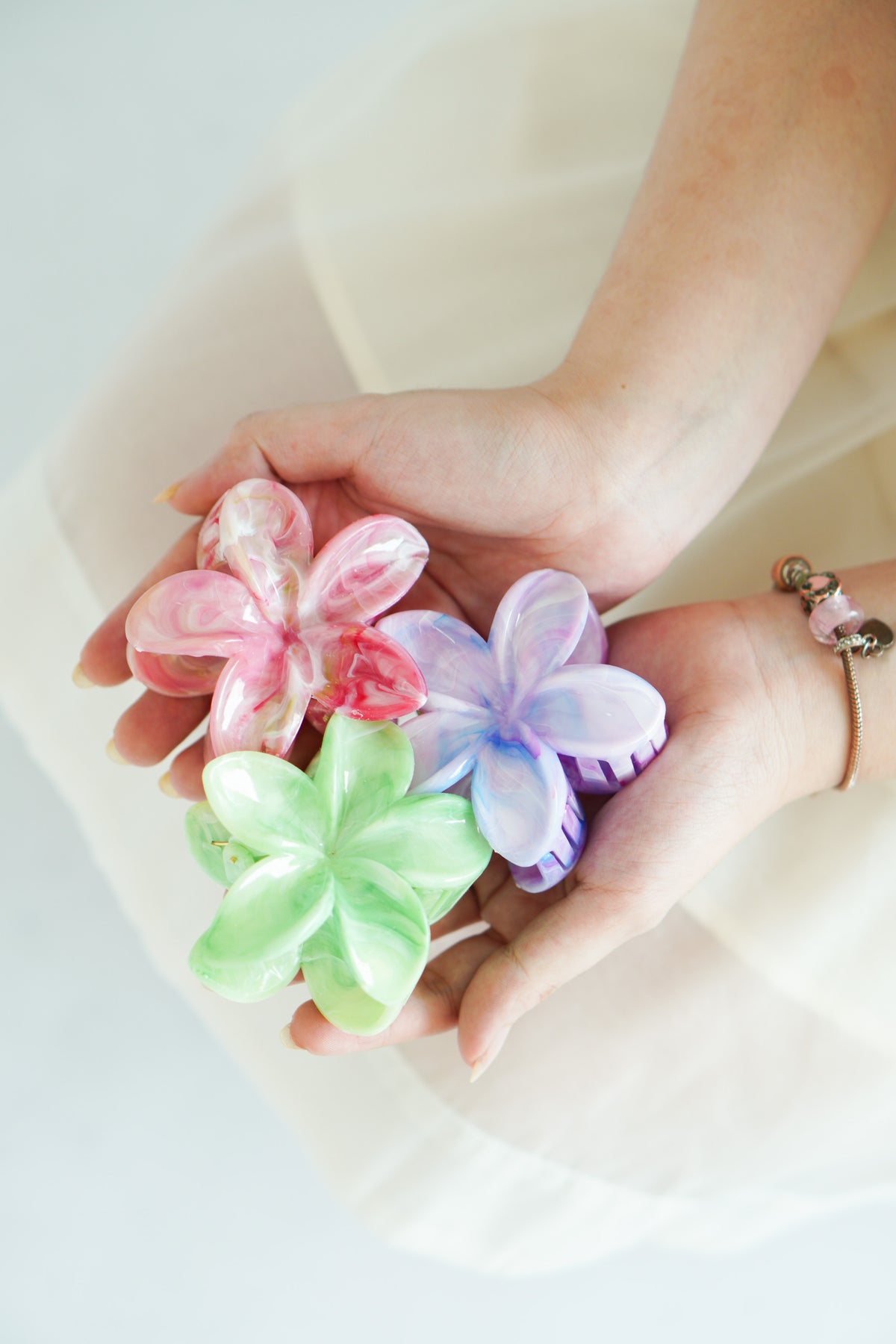 Caicos Flower Clip in Pink