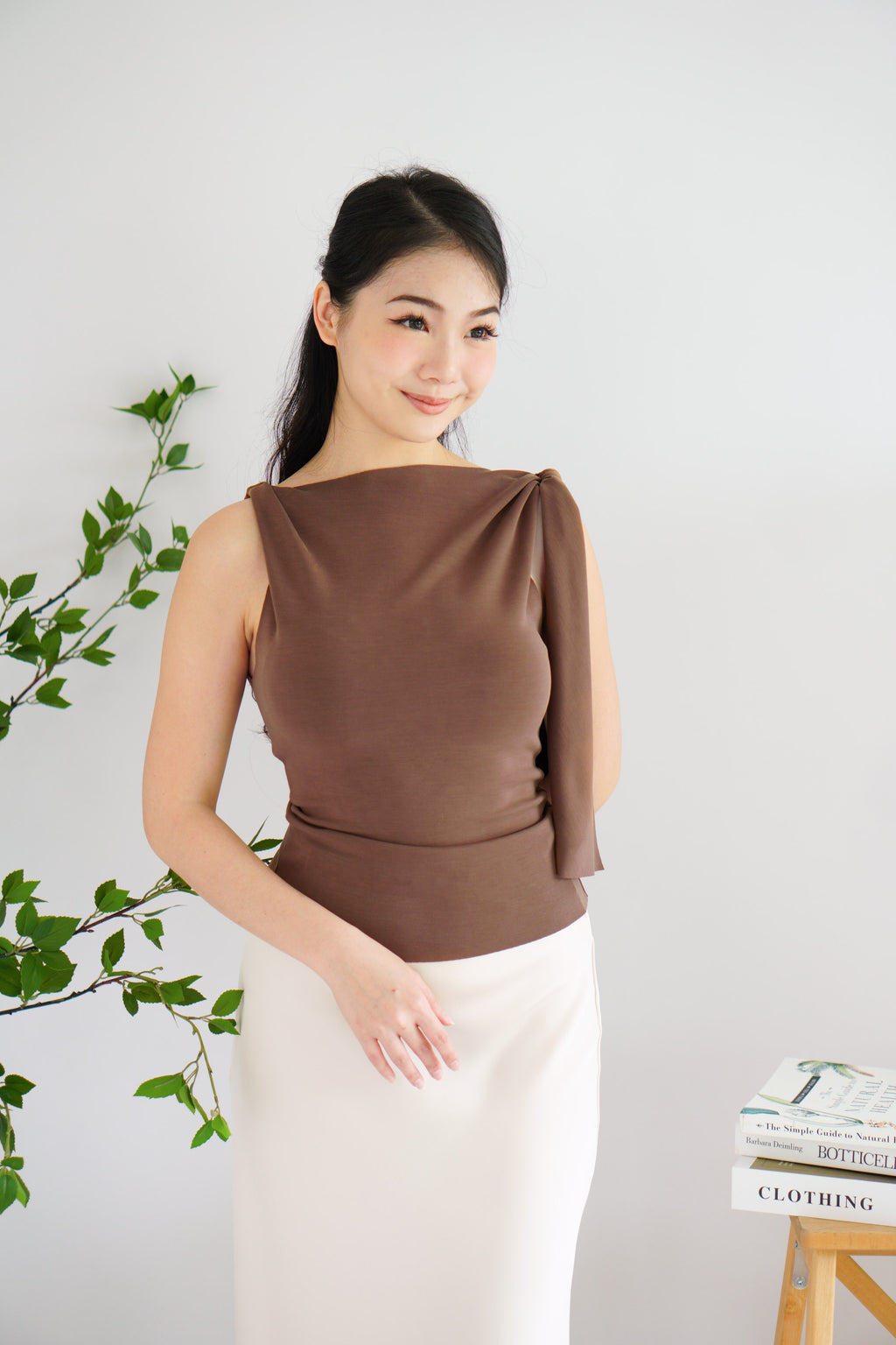 Lioris Boat Neck Tie Top in Brown