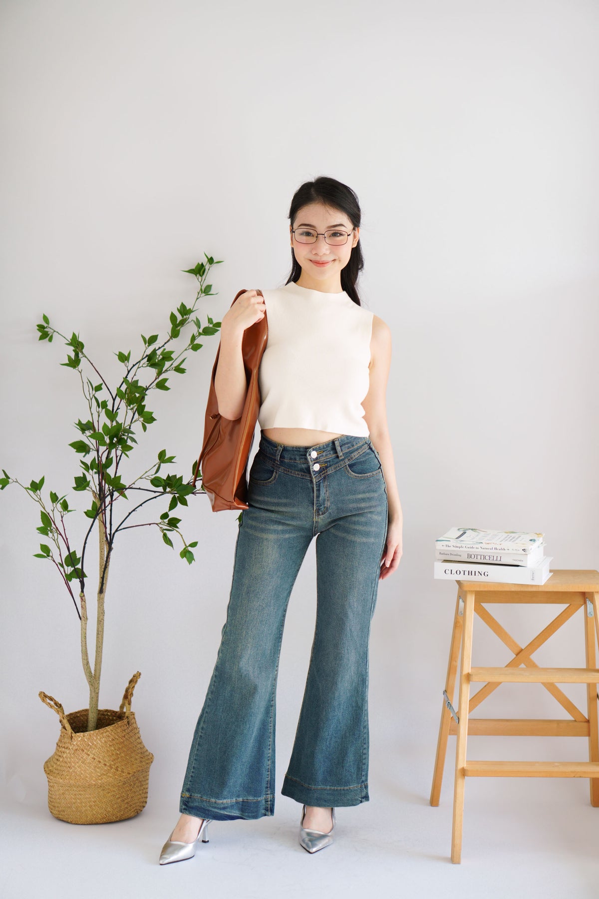 Laika Bell Bottom Double Button Denim Jeans in Blue