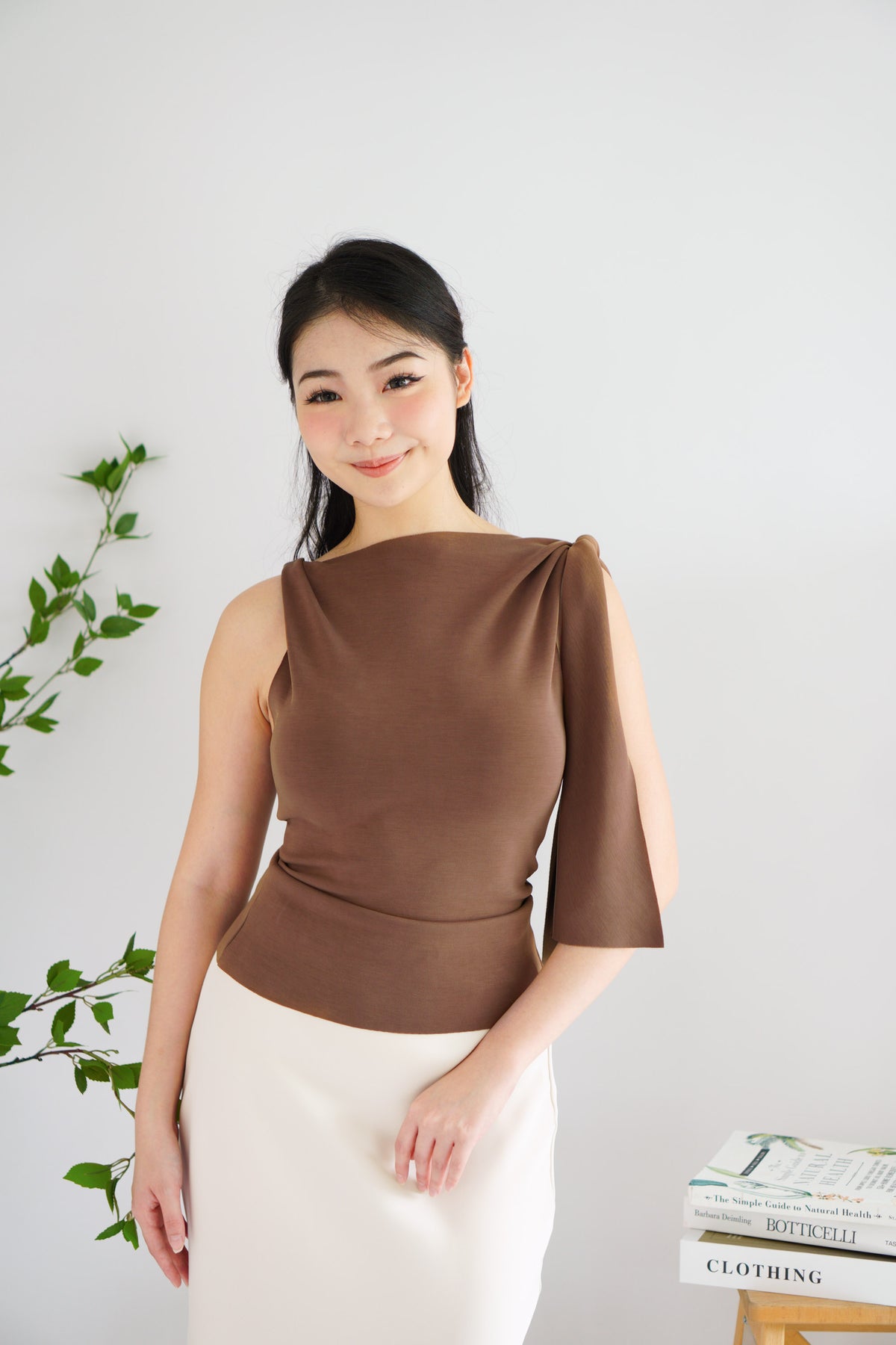 Lioris Boat Neck Tie Top in Brown