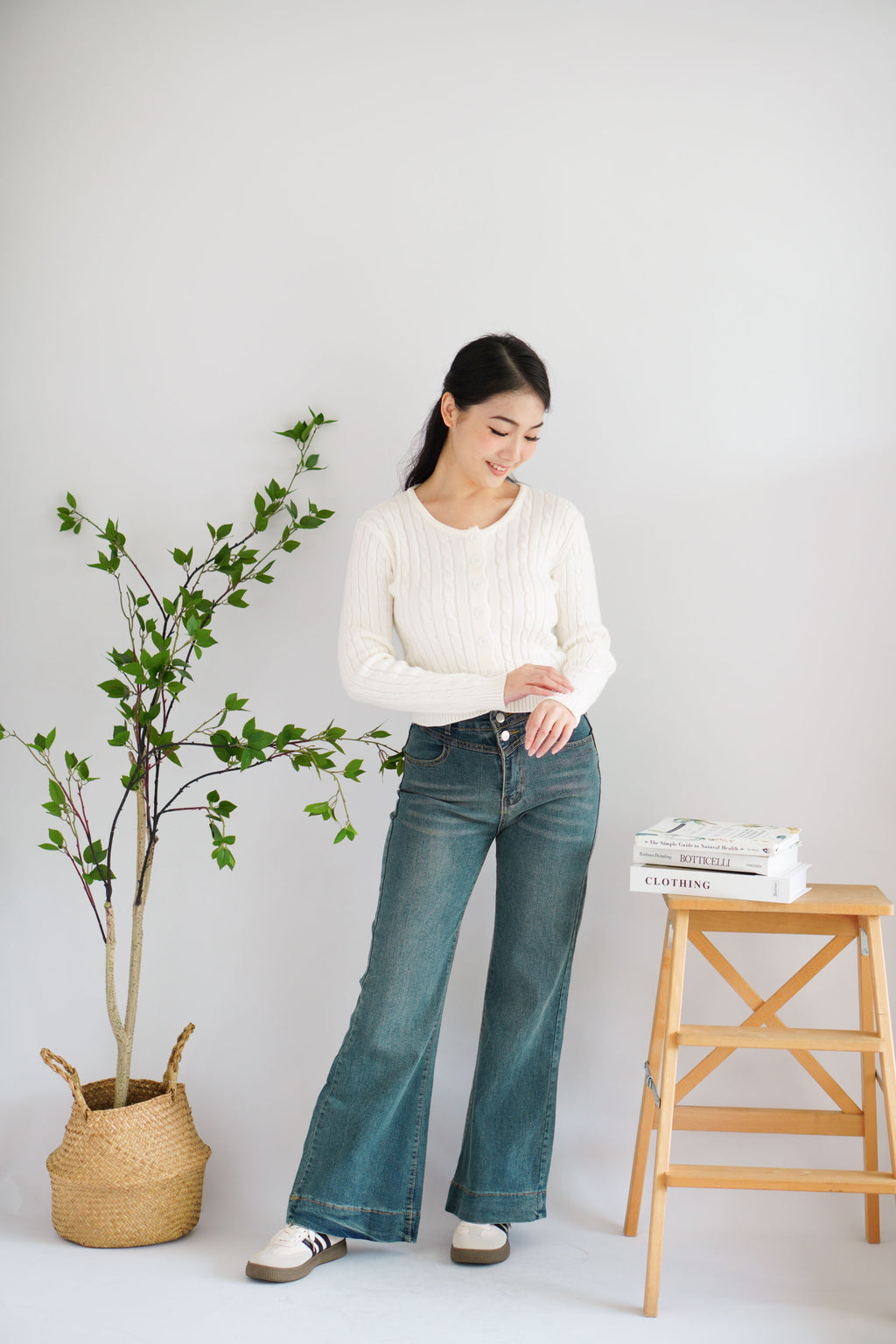 Laika Bell Bottom Double Button Denim Jeans in Blue