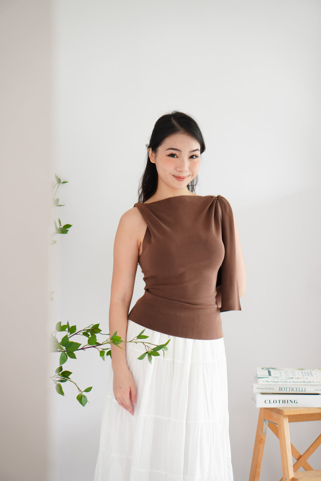 Lioris Boat Neck Tie Top in Brown