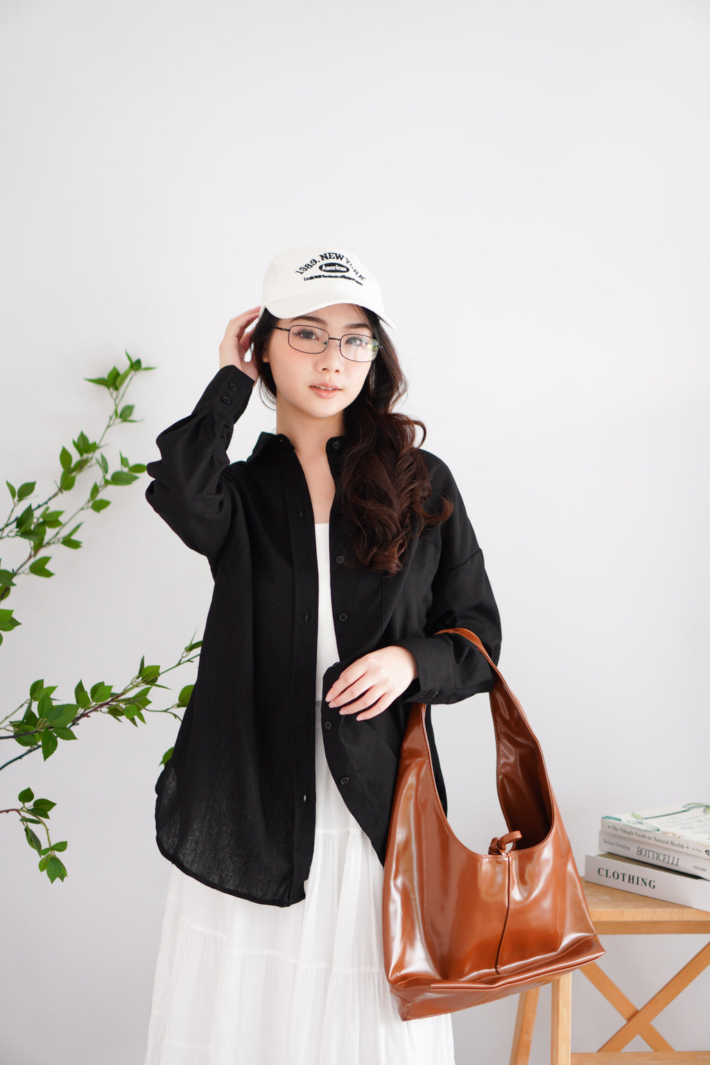 Island Resort Collar Button Down Linen Top in Black