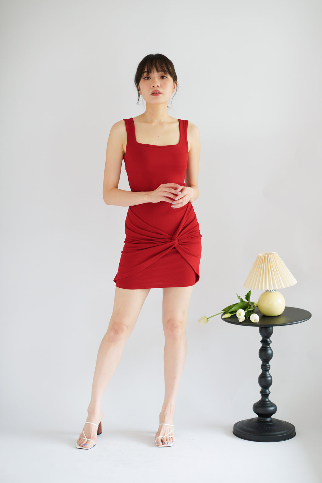 (BACKORDER) Tess Bodycon Twist Knot Mini Dress in Red