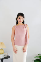 Lioris Boat Neck Tie Top in Pink
