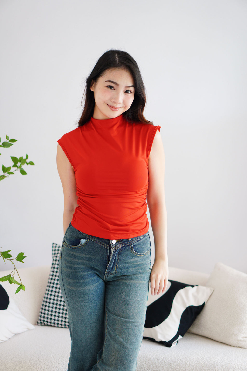 Nina Basic High Neck Top in Red