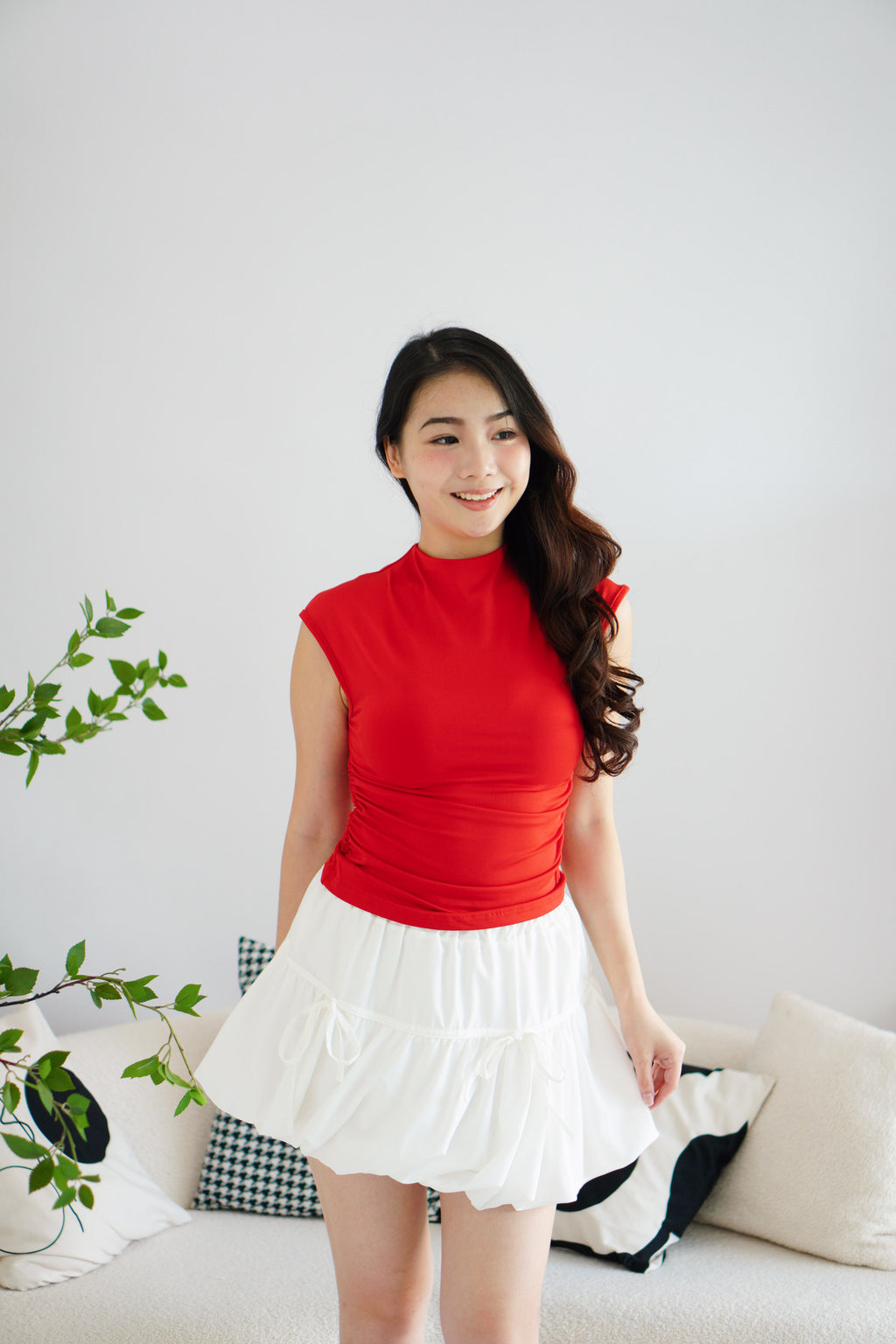 Nina Basic High Neck Top in Red
