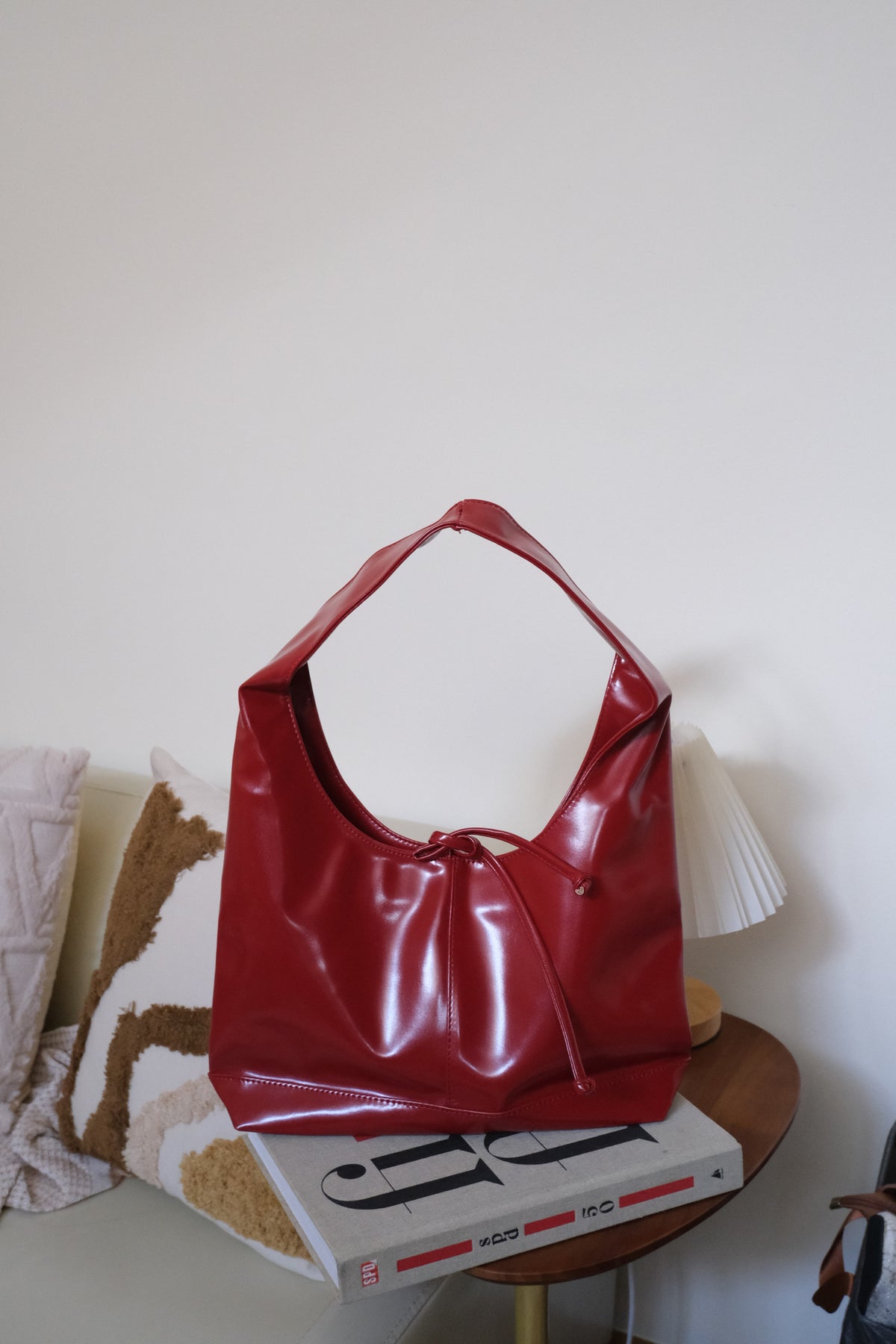 Caramel Candy Ribbon Tote Bag in Red