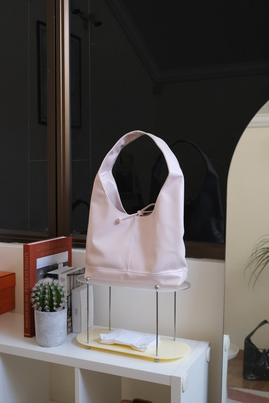 Caramel Candy Ribbon Tote Bag in Light Pink