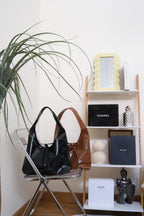 (BACKORDER) Caramel Candy Ribbon Tote Bag in Black