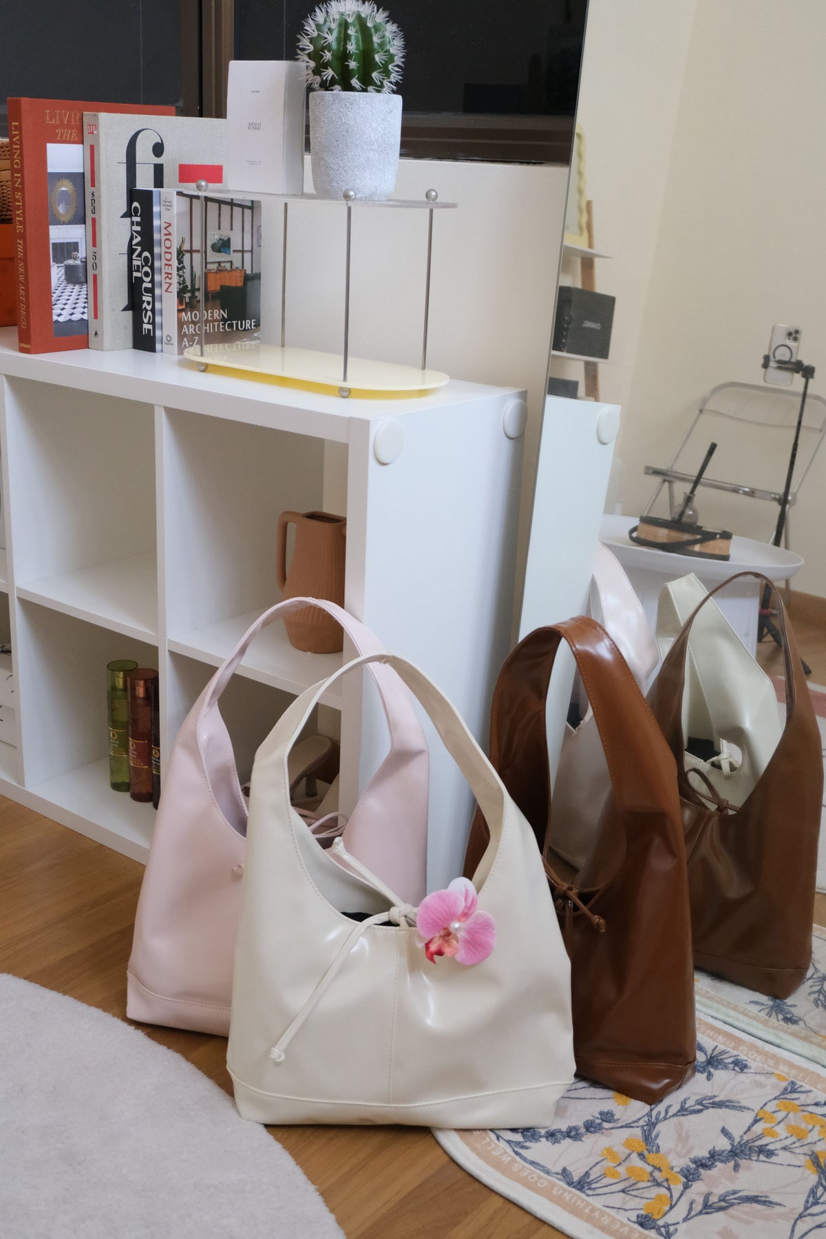 Caramel Candy Ribbon Tote Bag in Cream