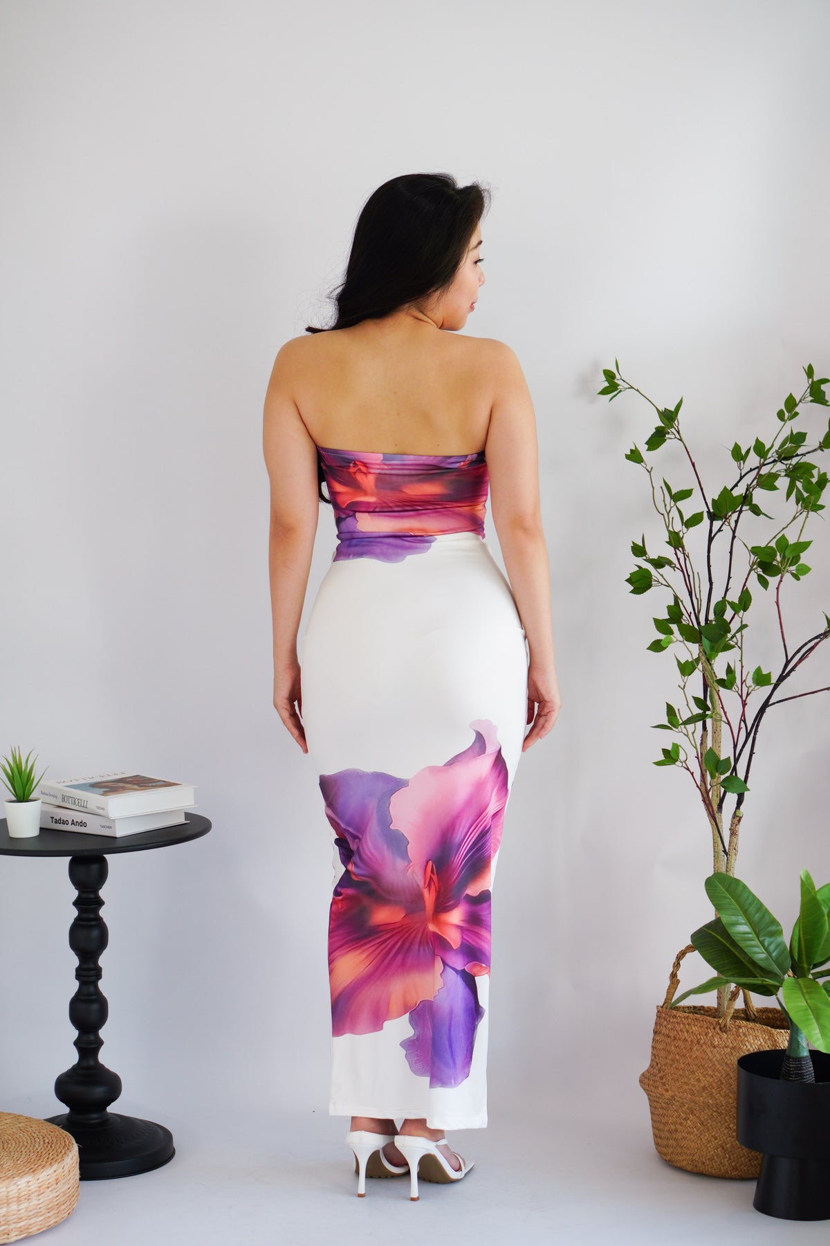 Freesia Floral Printed Maxi Tube Bodycon Dress in White Purple