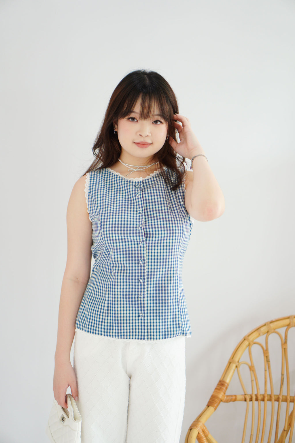 Marlianne Gingham Sleeveless Button Down Top in Blue